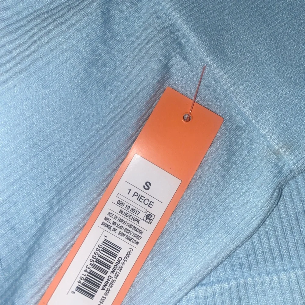 NWT Colsie biker shorts - Picture 2 of 3